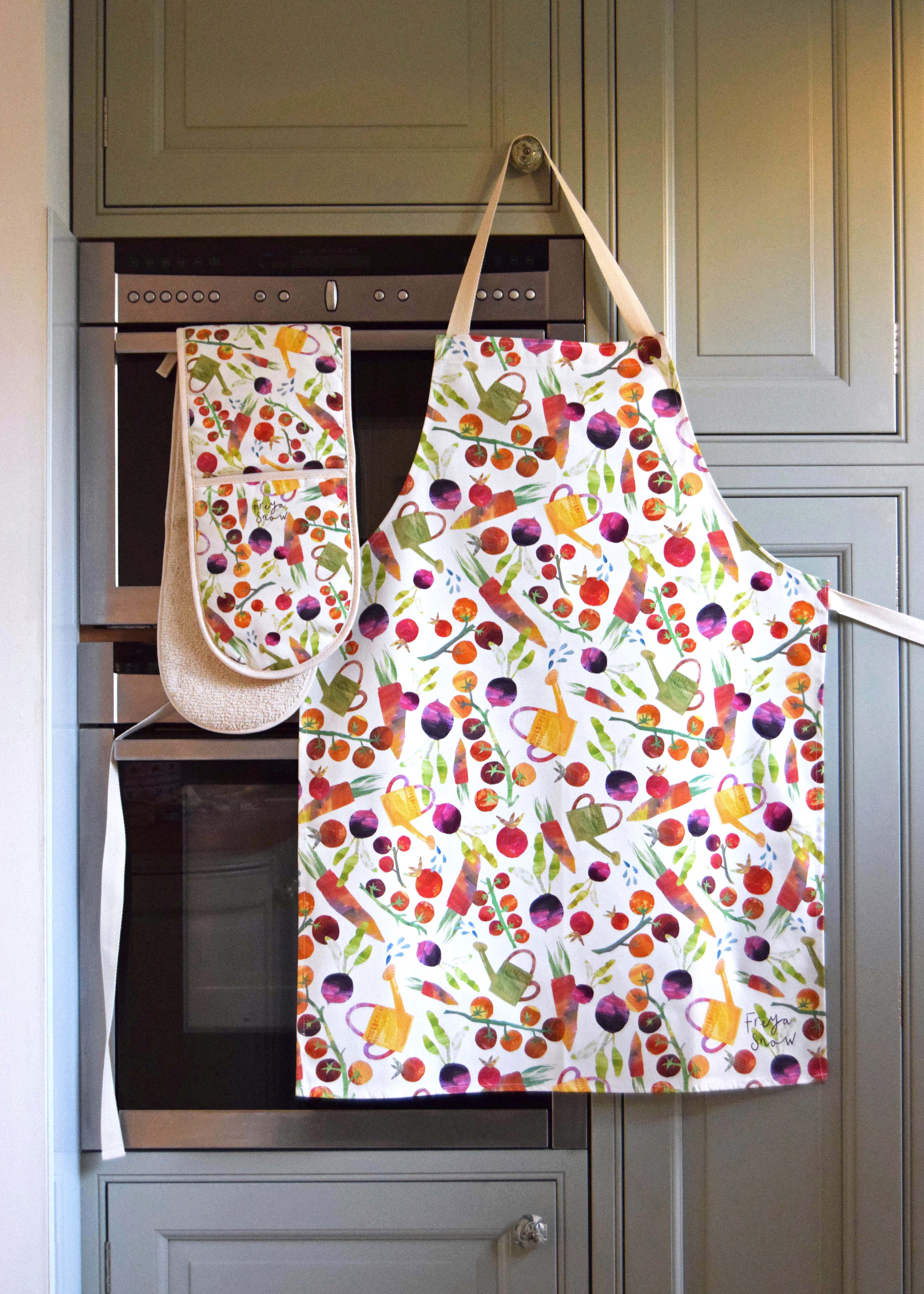 Freya Snow - Wholesale Apron - Busy Vegetable Cotton Apron4