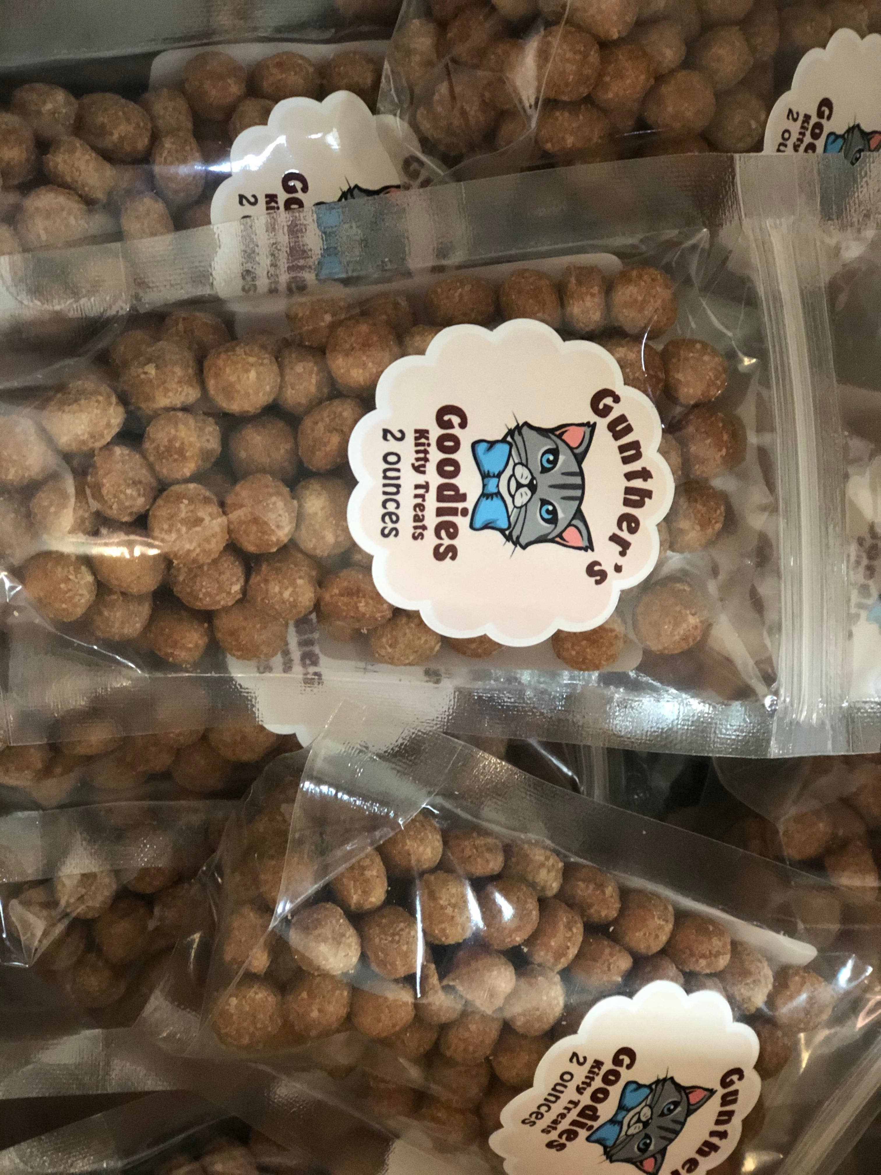 Gunther's Goodies - Wholesale Pet Treats - Cat - Tunafish Gourmet Kitty Treats1