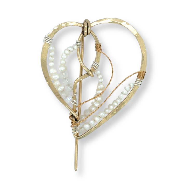 Lace Pearl Heart Pin P8080 for wholesale by Art by any Means Jewelry