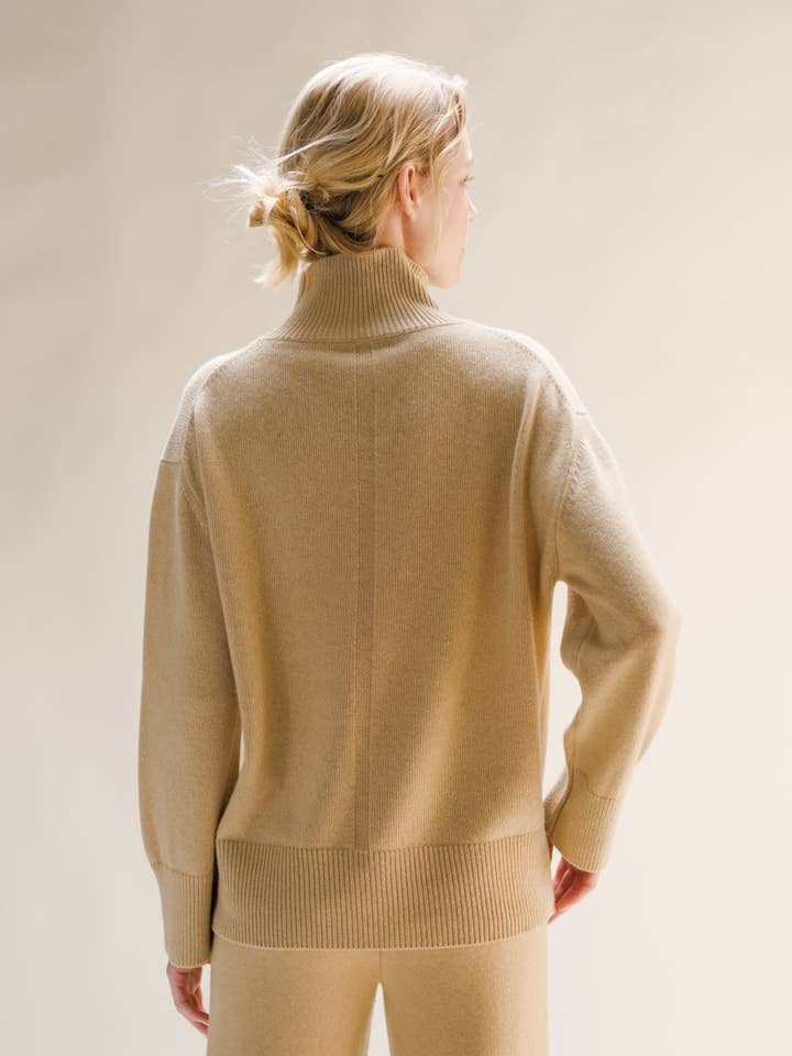 Lèmme – wholesale Knitted jumper – Women′s – Maglione Maxi Dolcevita in Misto Cashmere