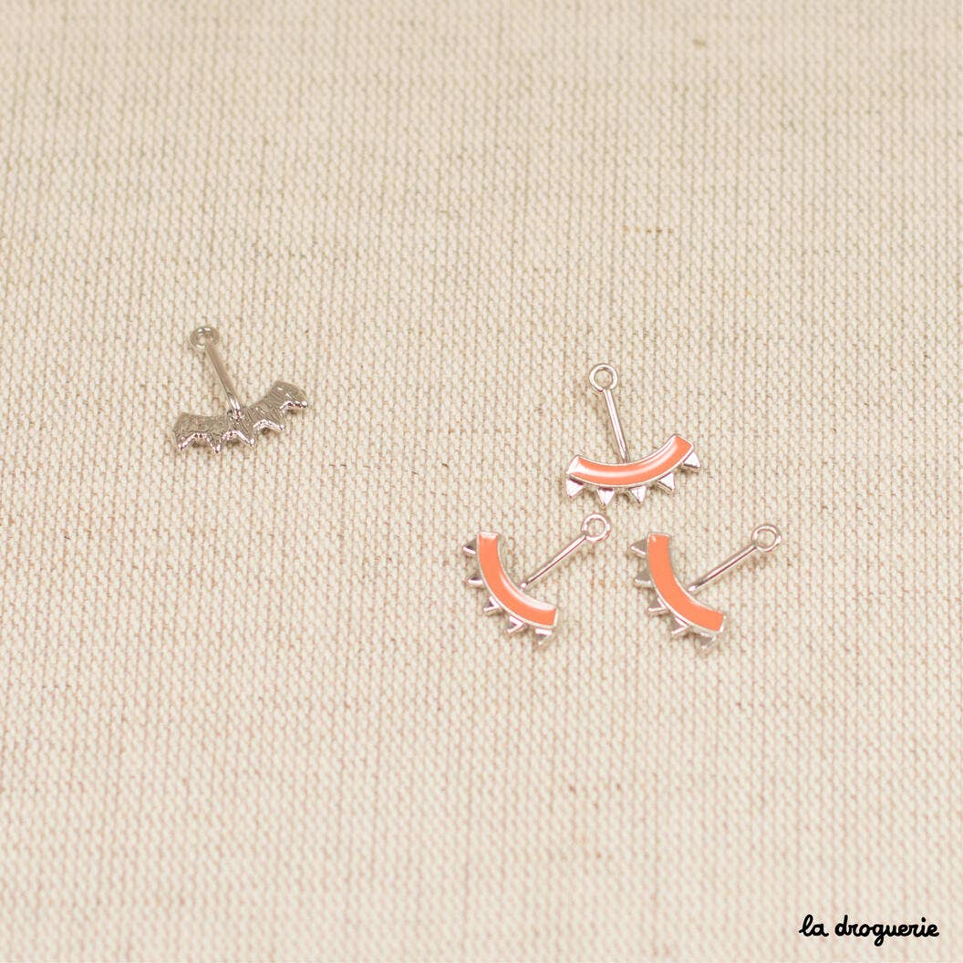 LA DROGUERIE – Großhandel Perlen – Kleines emailliertes Wappen 17 x 15 mm10