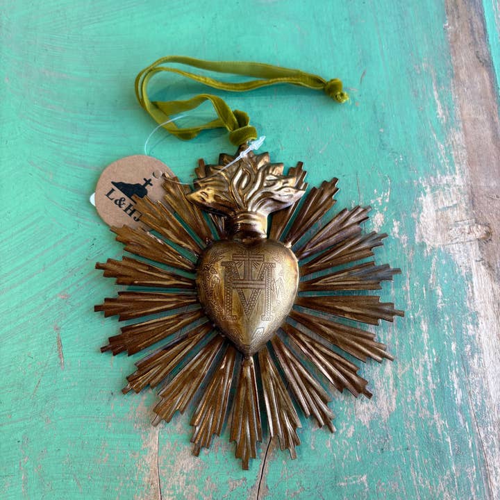 Hellig Hjerte Solstråler 5" Ornament for engroshandel hos Love and Honor Jesus LLC