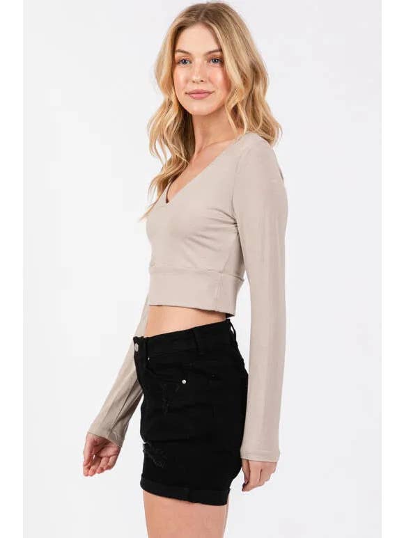 Final Touch - Venta al por mayor Jersey corto de punto - Mujer - Top Corto de Doble Capa con Escote en V - T3016211