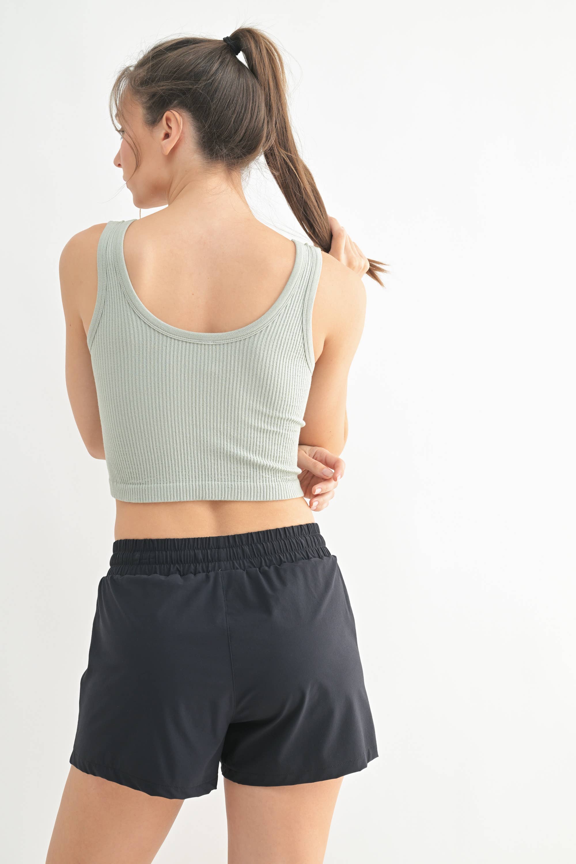 Mono B - Wholesale Tanktop - Dames - Geribbelde naadloze cropped tanktop22