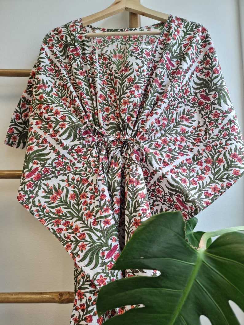 Essential Designs London – wholesale Kaftan – Women's – Pure Cotton Kaftan in White Green Pink6