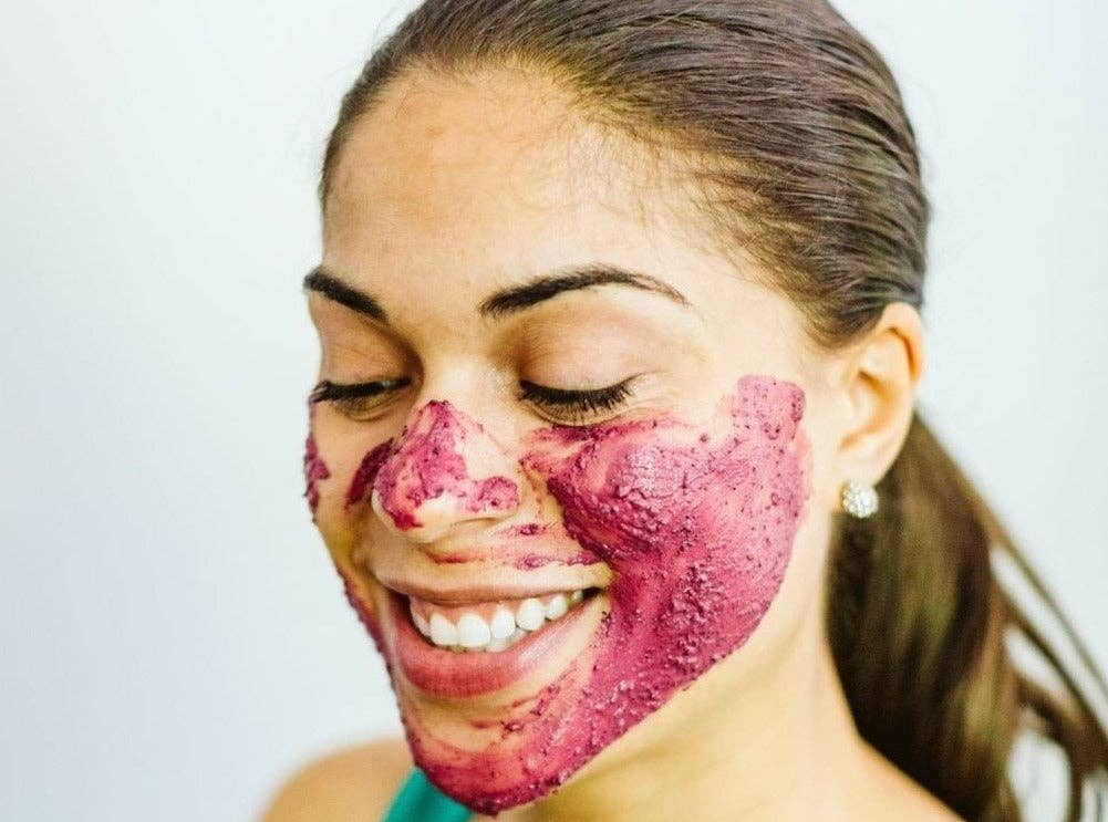 Earth-Kissed Beauty - Wholesale Skincare Face Mask - Hibiscus Glow Face Mask2