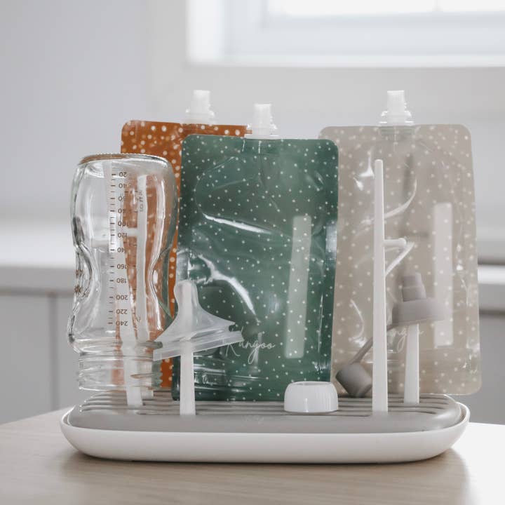 Bottle Rack Dryer for reusable food pouches and accessories for wholesale by Kangoo et cie