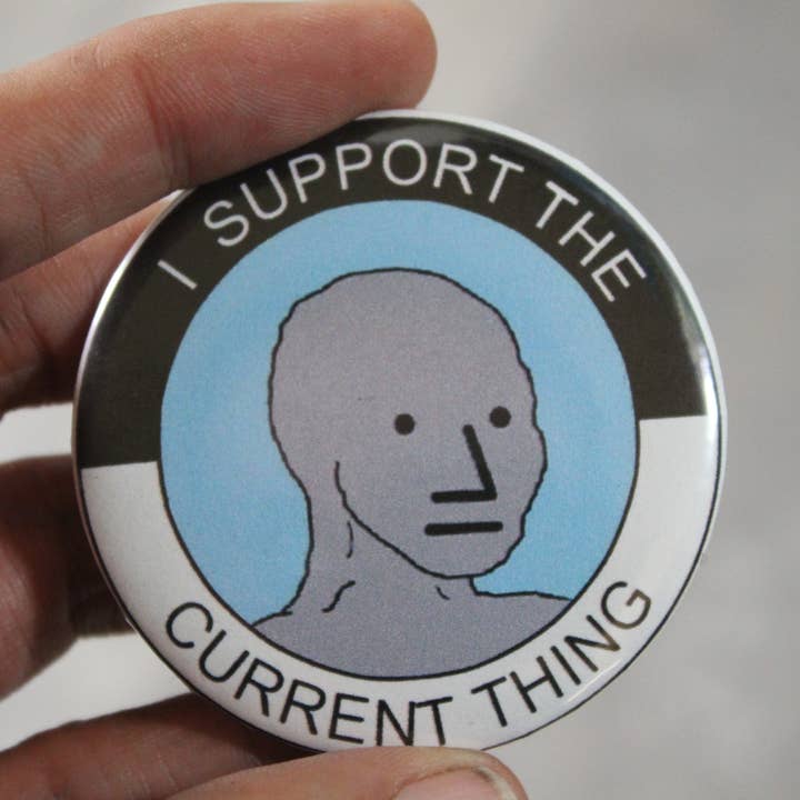 Je soutiens l'actualité // Badge ou aimant de 5,7 cm pour la vente par Raven Design