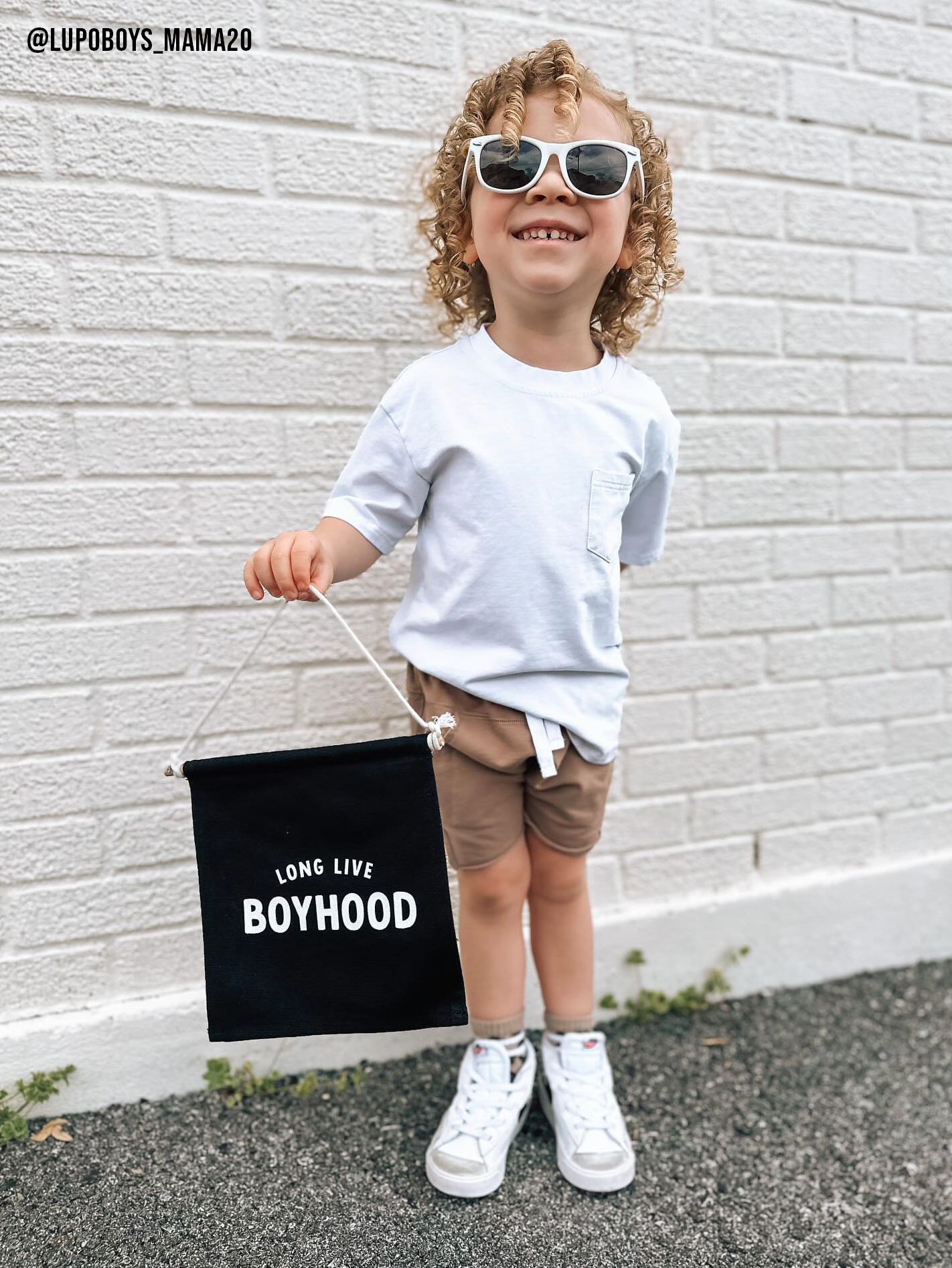 Cherrypick – wholesale Skylt – Long Live Boyhood (Svart) Tavelskylt - Canvas Banner2