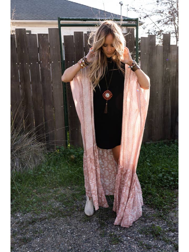 Paisley Tapestry Free Flow Duster Kimono - Blush for wholesale on Faire