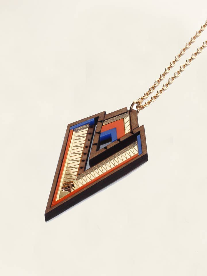 Ciondolo Derin per la vendita all'ingrosso da parte di Chalk Jewellery