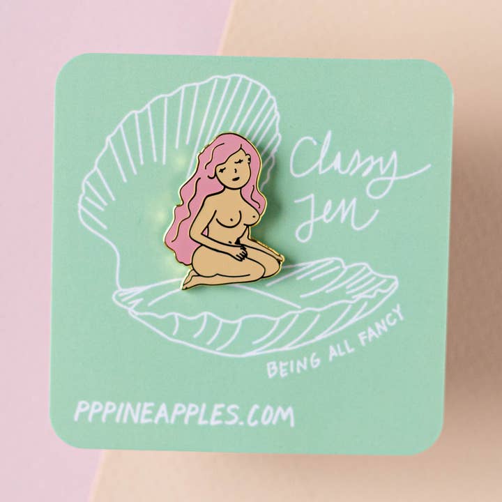 Pin-up Pineapples – Engroshandel Broche – Classy Jen | Nøgen dame nål | Havfrue emalje broche Aktiv0