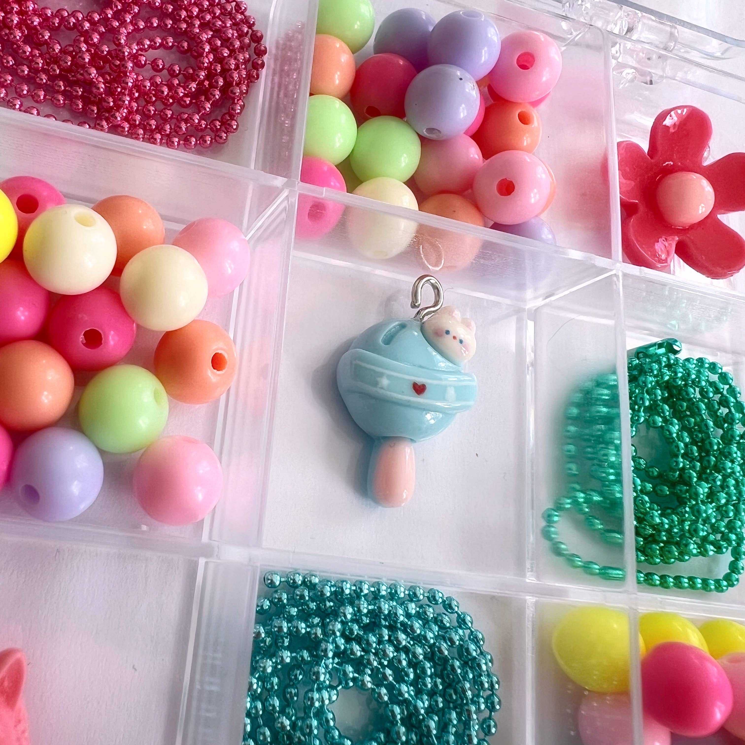 Pop Cutie Accessories & Gifts - Europe - Wholesale Dhz-sieraden - Kinderen - Doe-het-zelf Kit – Maak 3 stuks Kettingen - Kawaii Sieradendoos5