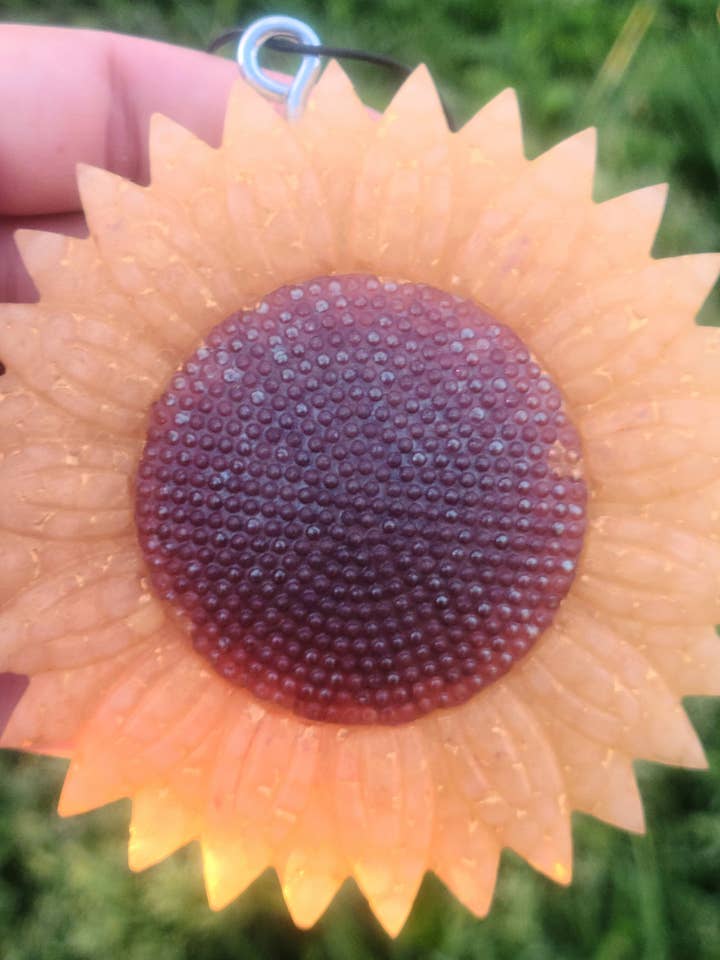 Sunflower
Car Freshie Preorder for wholesale by Country Scents Freshies