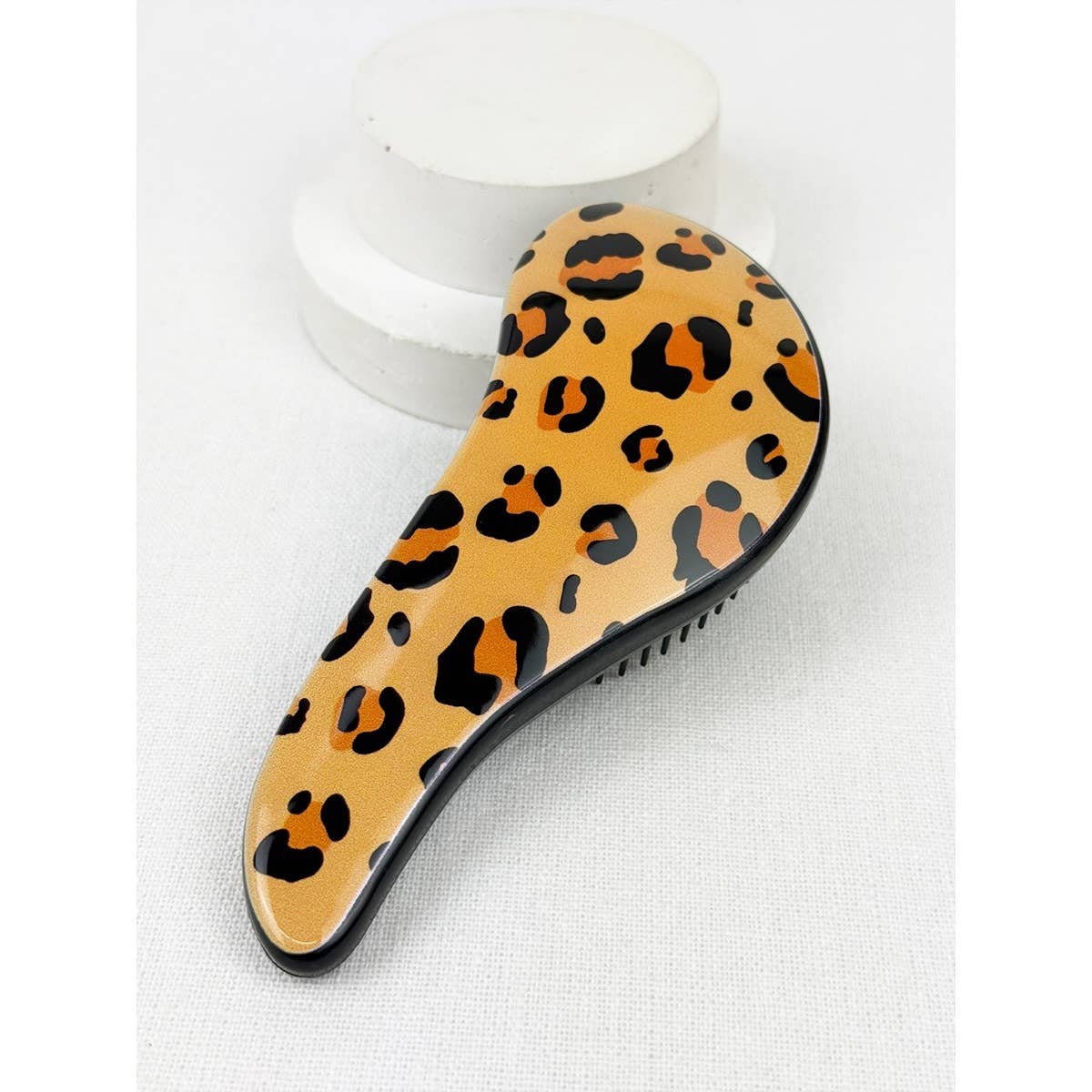 Glide on Easy Grip Leopard Print Hair Brush for wholesale on Faire2