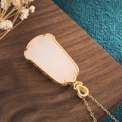 Bright MacMing - Wholesale Pendant/Charm Necklace - Enamel Flowers on Jade Necklace1