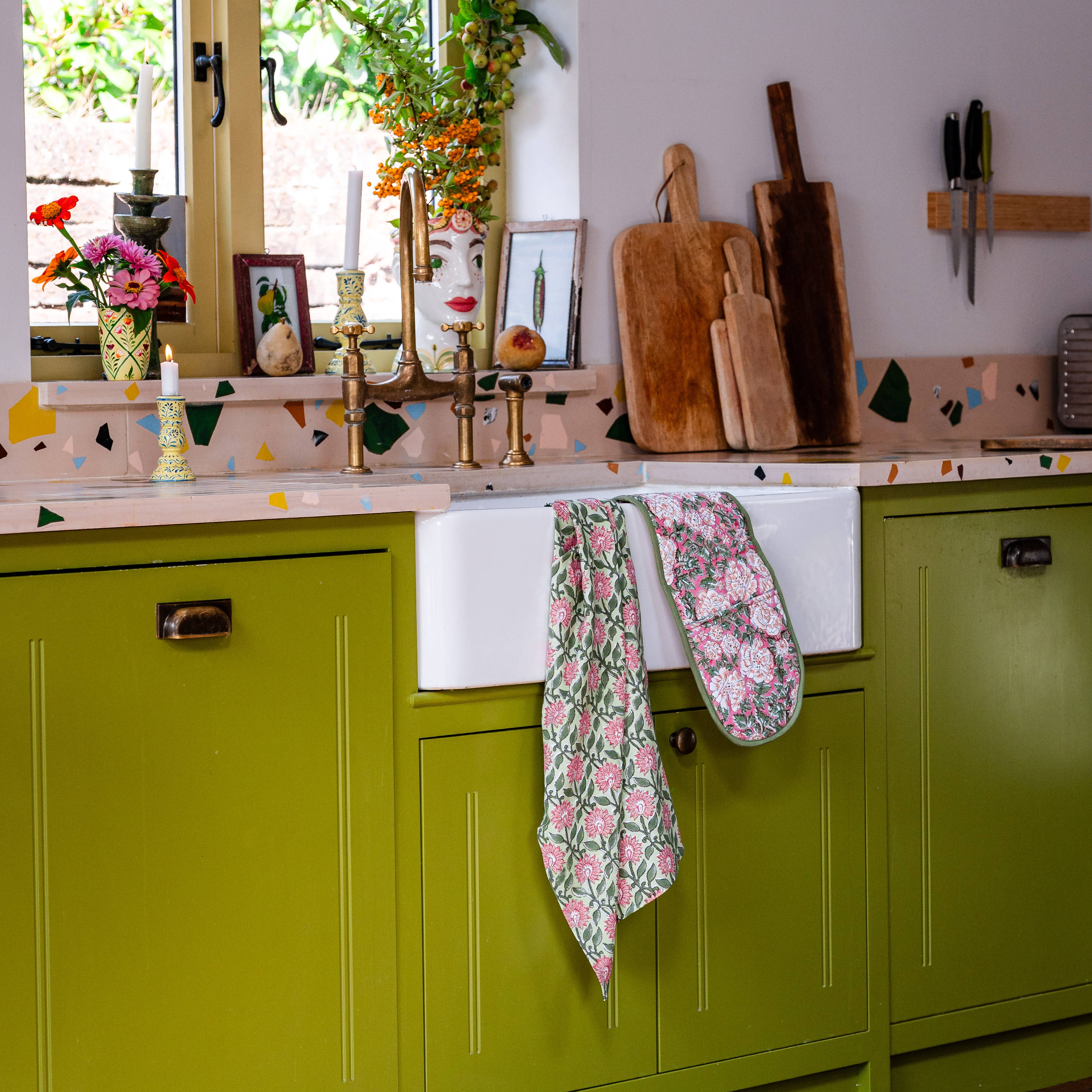 Constance & Denny – wholesale Tea towel – NEW PRESSED PETALS PEONY tea towel4