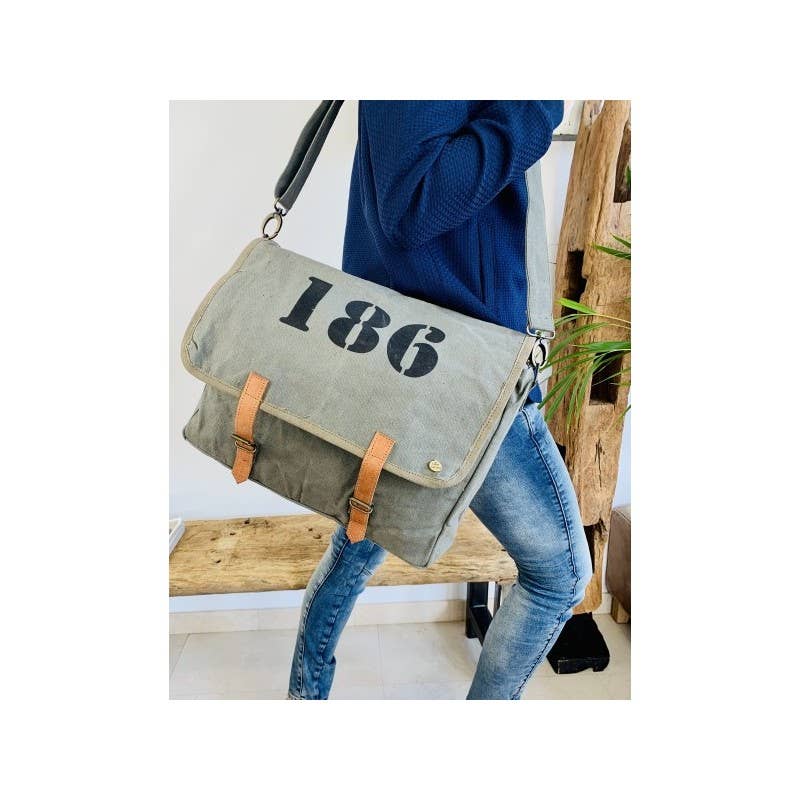 Casa Natura Design SL - Wholesale Shoulder Bag - Unisex - Vintage Messenger Bag SAMFORD XLBA081