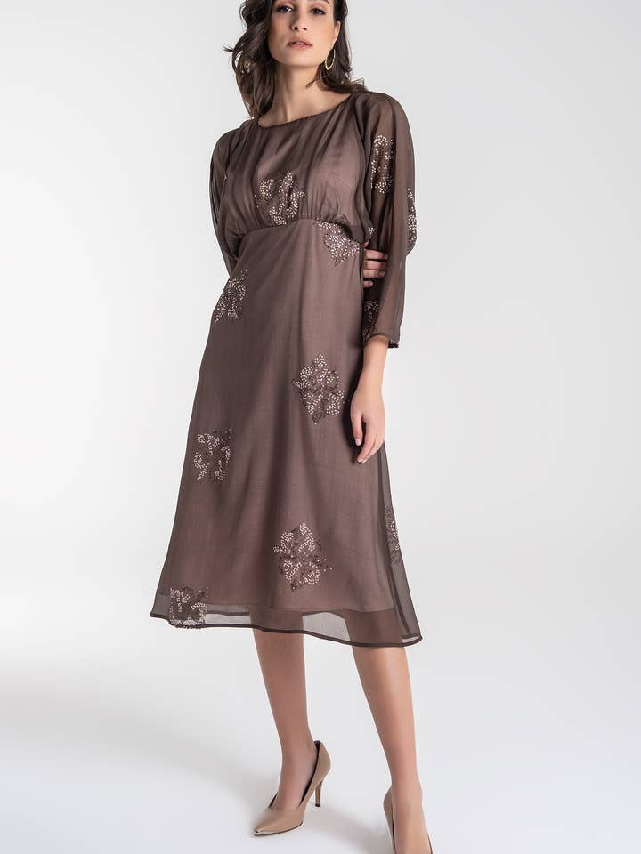 Silke Kjole for engroshandel hos Ana Sousa