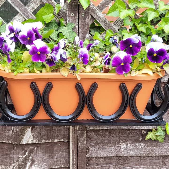 Horseshoe Collection – wholesale Wall planter – ULTIMATE WINDOW / WALL BOX2