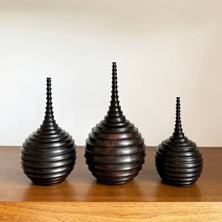 Navire en bois d'ébène - Pungwe Rang pour la vente par OUTPOST ORIGINAL