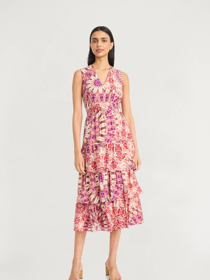 MAXI AVEC JUPE À VOLANTS pour la vente par Maggy London Group