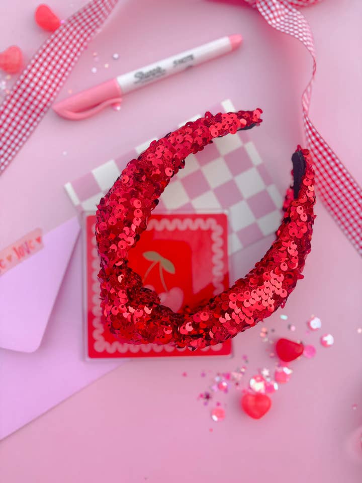 Bandeau noué à paillettes rouges pour filles et femmes pour la vente par Evie Pearl Handmade LLC