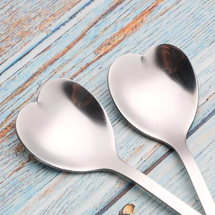Sostraw & SmartThings - Wholesale Table Spoon (Cutlery) - Love Spoon - Heart Shape - 4 colors available5