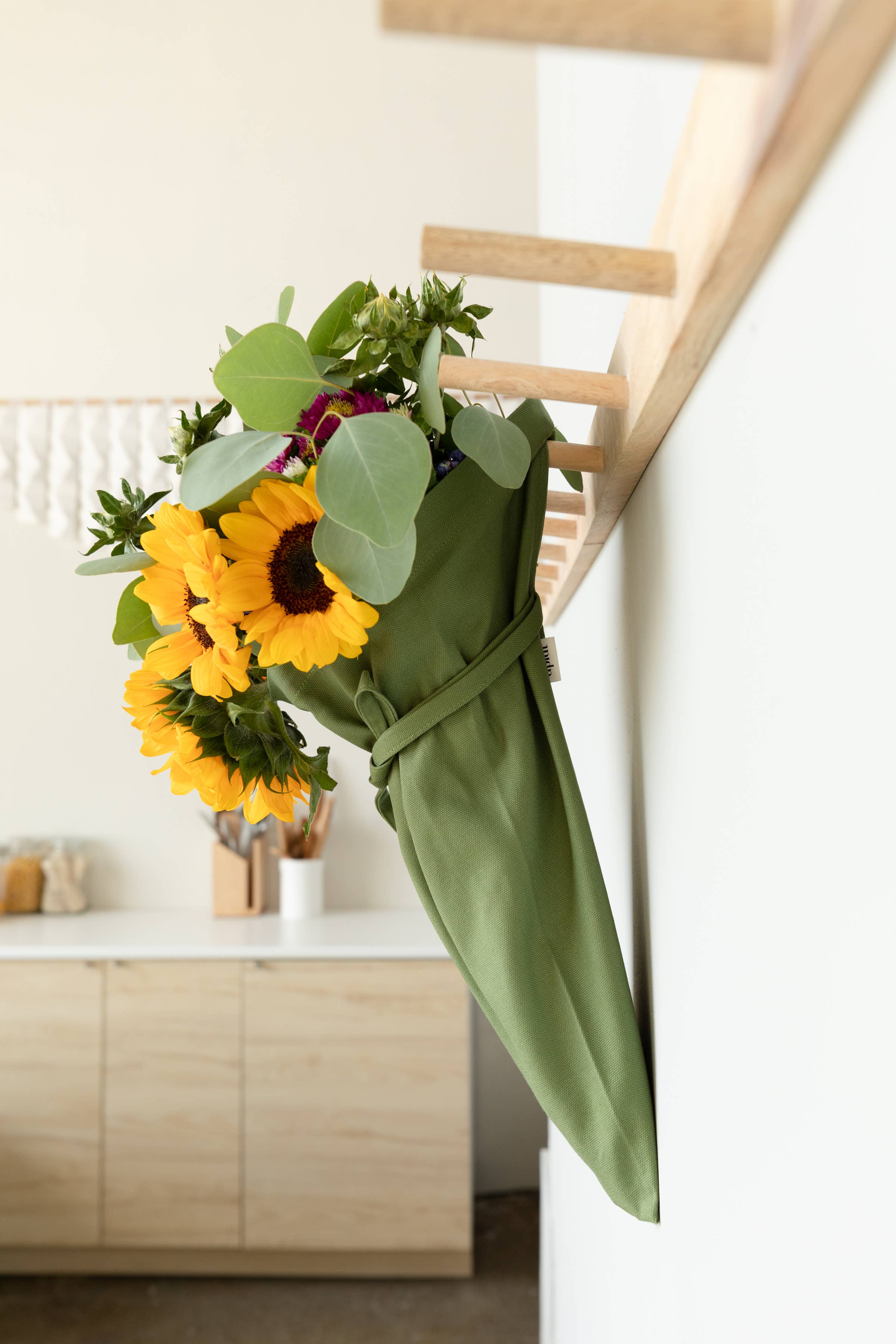 Aplat LLC - Wholesale Tote Bag - Women's - Jardin Bouquet Tote - Olive4