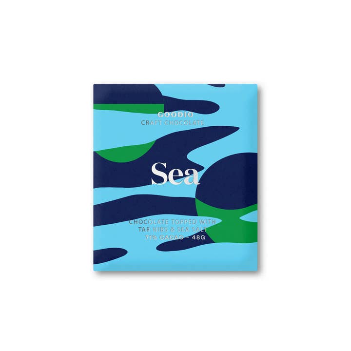 Goodio Chocolate – wholesale Chokladkaka – Sea choklad 71 % mörk choklad med tjärnibs och havssalt1