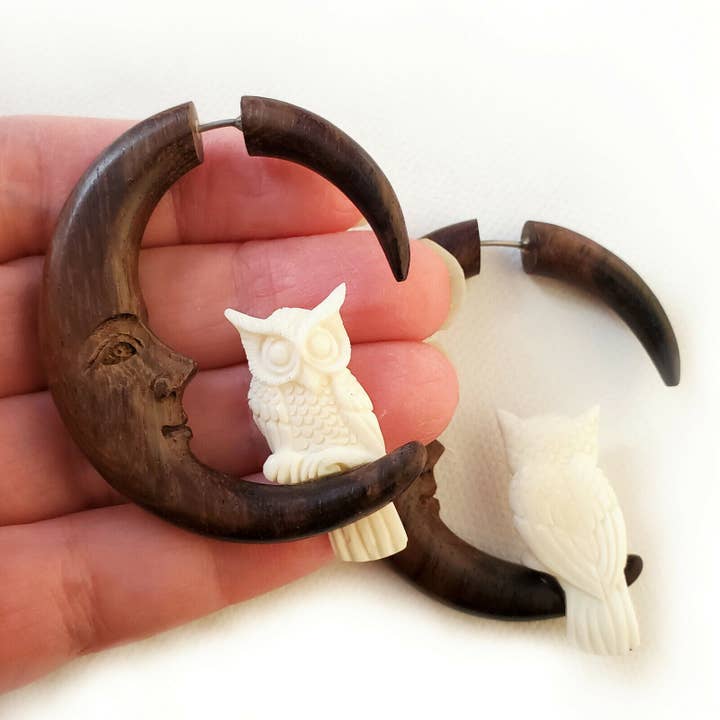 Dalfiya - Wholesale Hoop Earrings - Owl on Moon Split Gauge Hoop Earrings Jewelry Gift Christmas