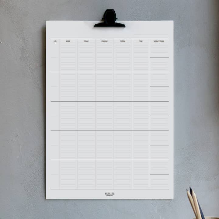 Månedskalender for engroshandel hos All Pine Press