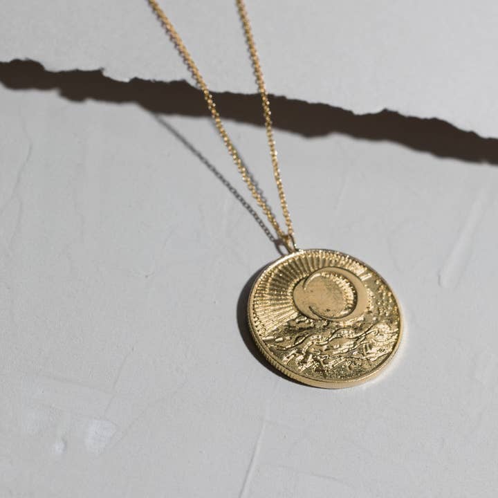 Studio Grun - Wholesale Pendant/Charm Necklace - Sea Token Necklace in Gold3