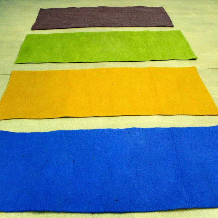 Woollyfelt - Wholesale Yoga Mat - Handmade Customizable Natural Wool Yoga Mats1