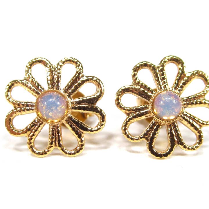 Sweet Flower Stud Earrings In Yellow And Gold for wholesale by SoHo Schmuckmanufaktur