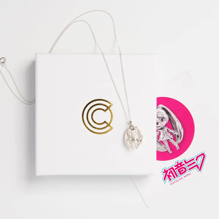 Collana con ciondolo d'argento di Hatsune Miku per la vendita all'ingrosso da parte di LICENSED TO CHARM