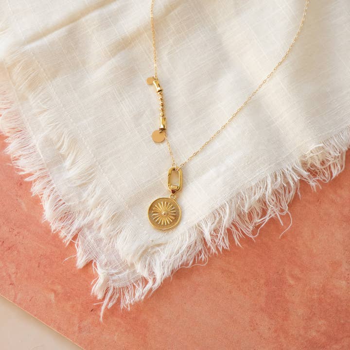 Collier Manifest pour la vente par So Niice