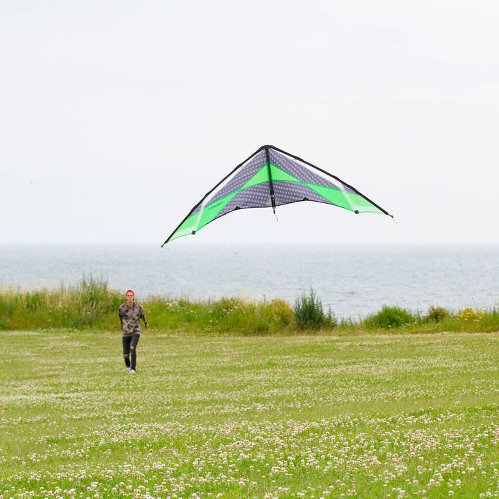 HQ Kites & Designs – Großhandel Drachen – Arrow M Sportdrachen