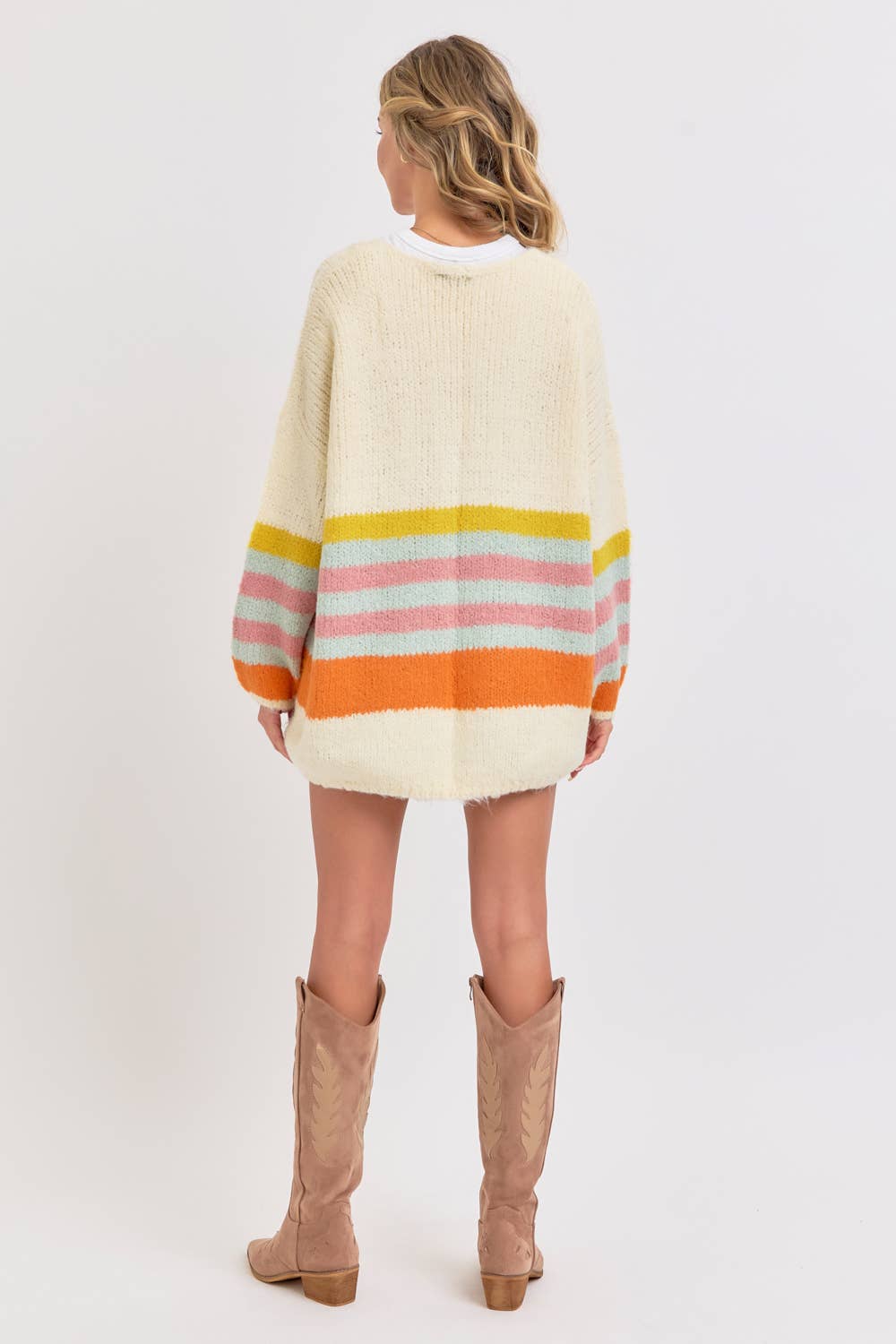 CRÈME MULTI CARDIGAN EN MAILLE SOUPLE À RAYURES MULTIPLES SUPER DOUX en vente sur Faire9