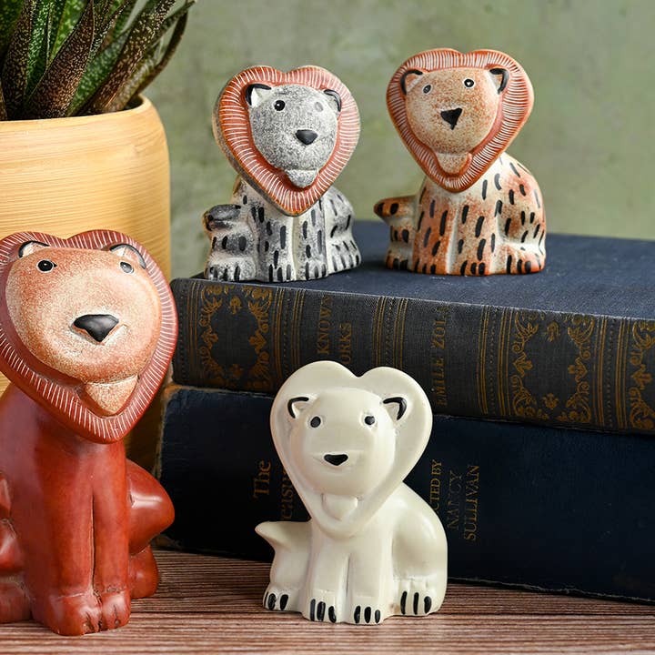 Swahili | AFRICAN MODERN - Wholesale Decorative Tabletop Object - Set of Three Small Soapstone Sweetheart Lions