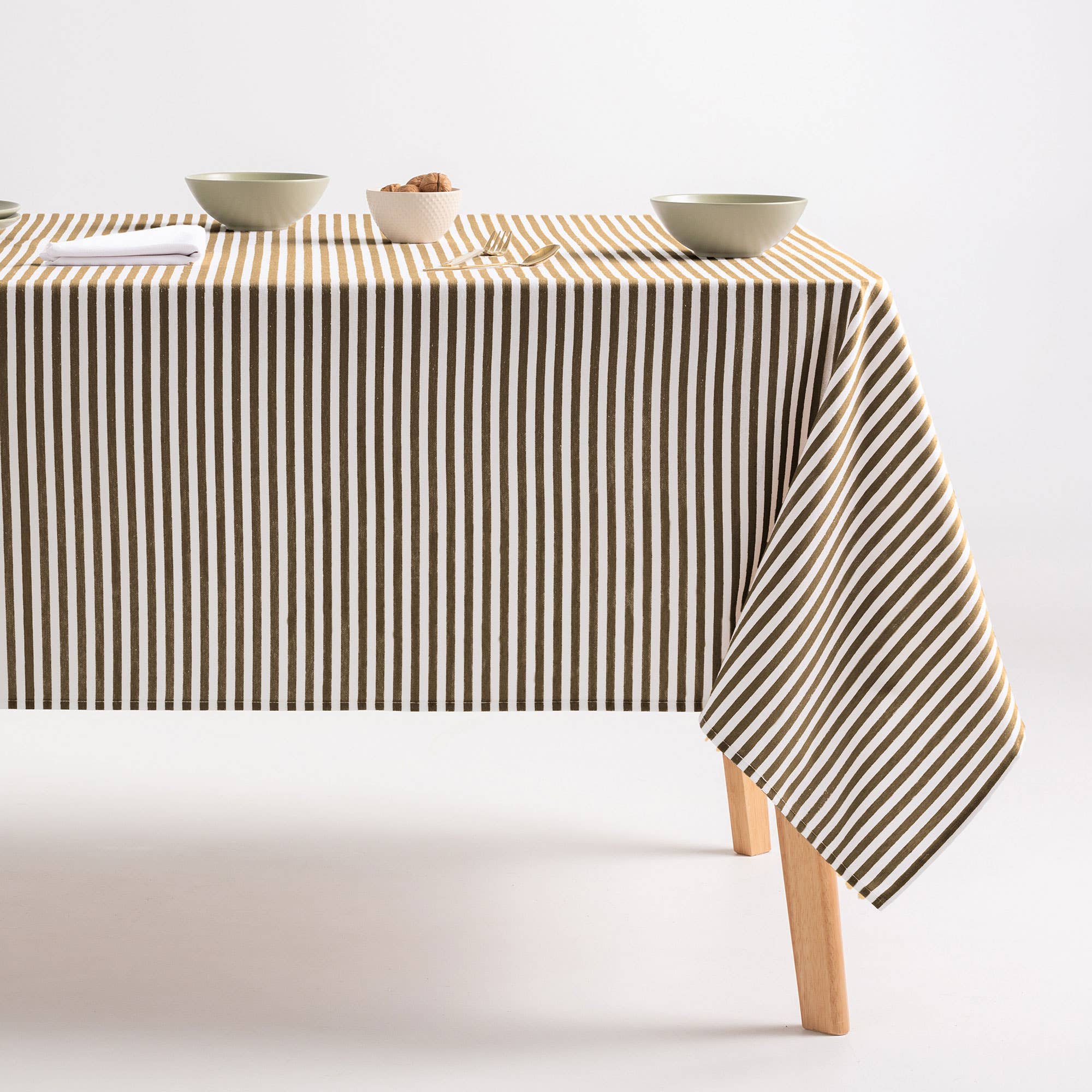 GAMUSI - Vente Nappes - Nappe anti-taches coton toucher tissu rayures ARENZA23