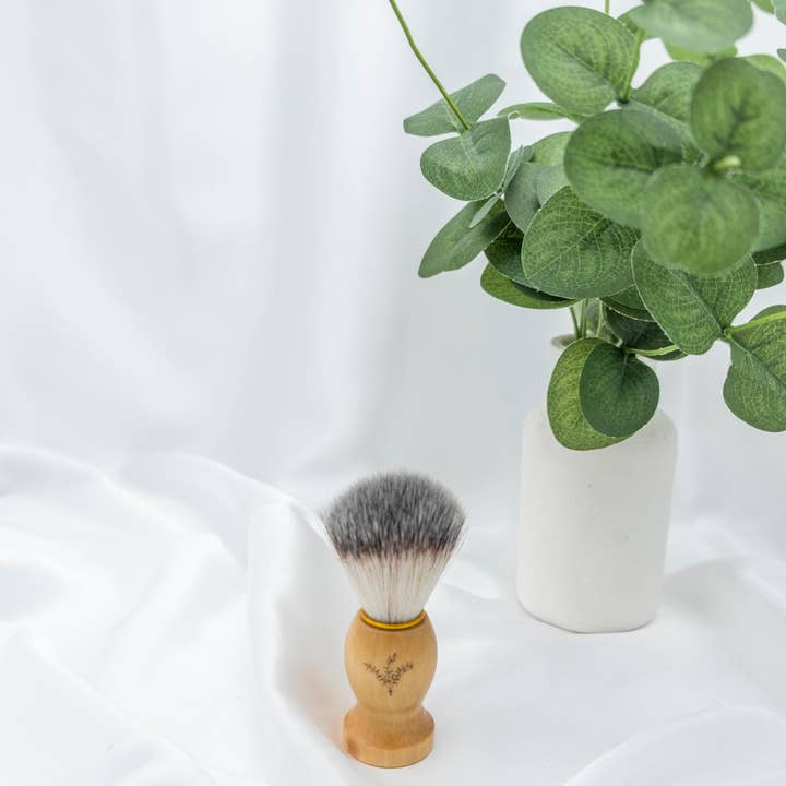 Brosse à raser en bambou et sanglier pour la vente par Greenland & Co