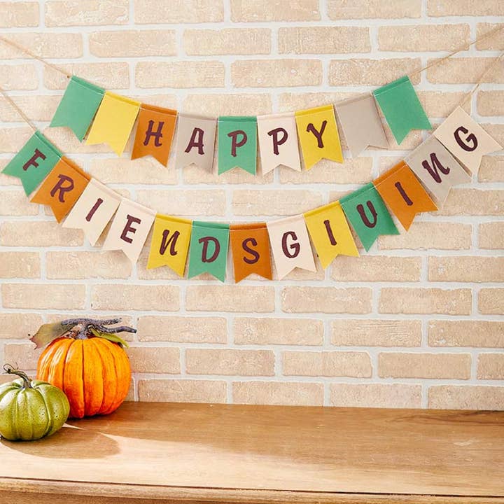 Bannière 'Friendsgiving' pour la vente par Handcrafted FCD