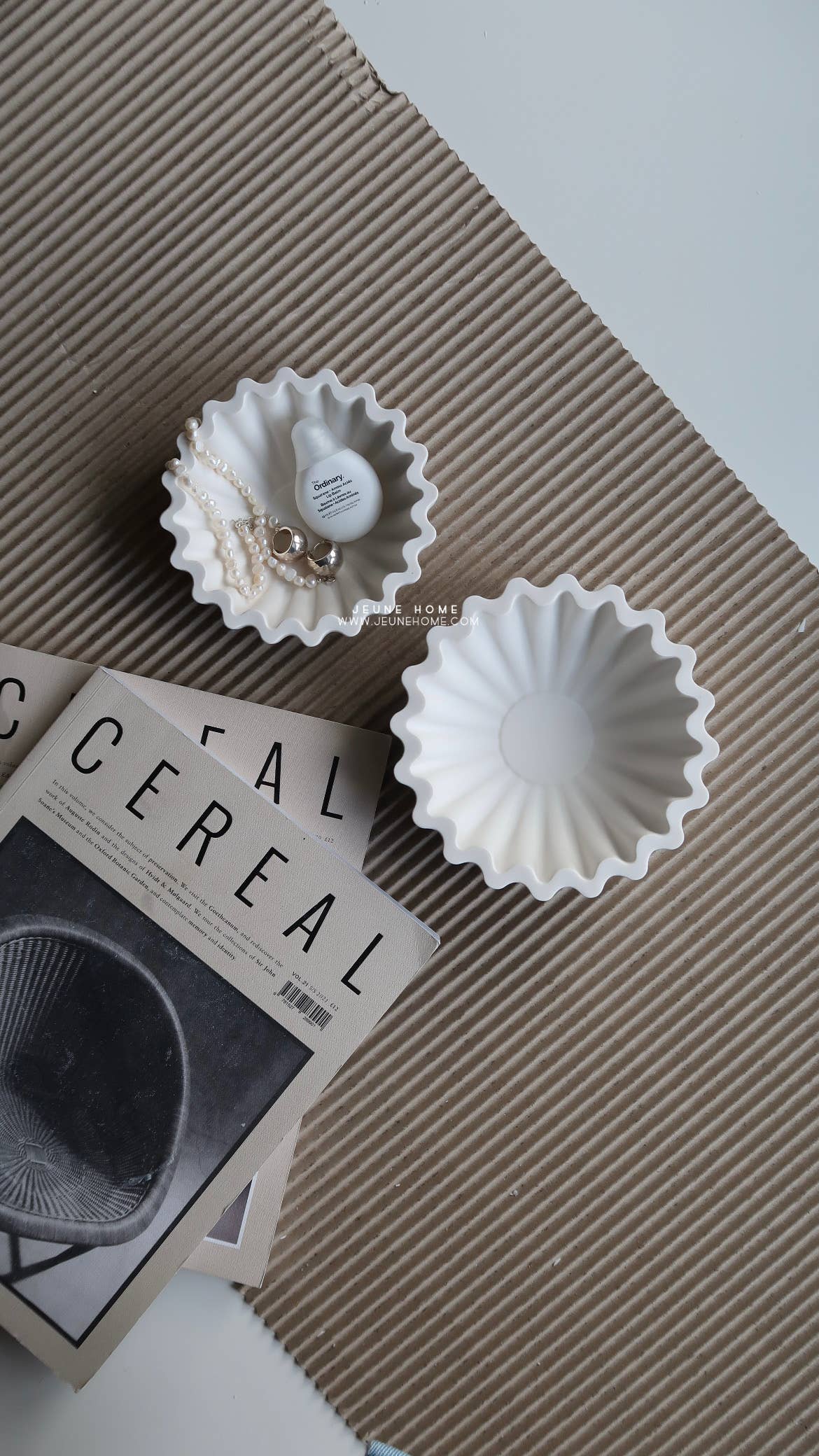 Jeune Home - Wholesale Decorative Tray - Scalloped ruffle wavy bowl - Elegant Trinket & Key Holder3