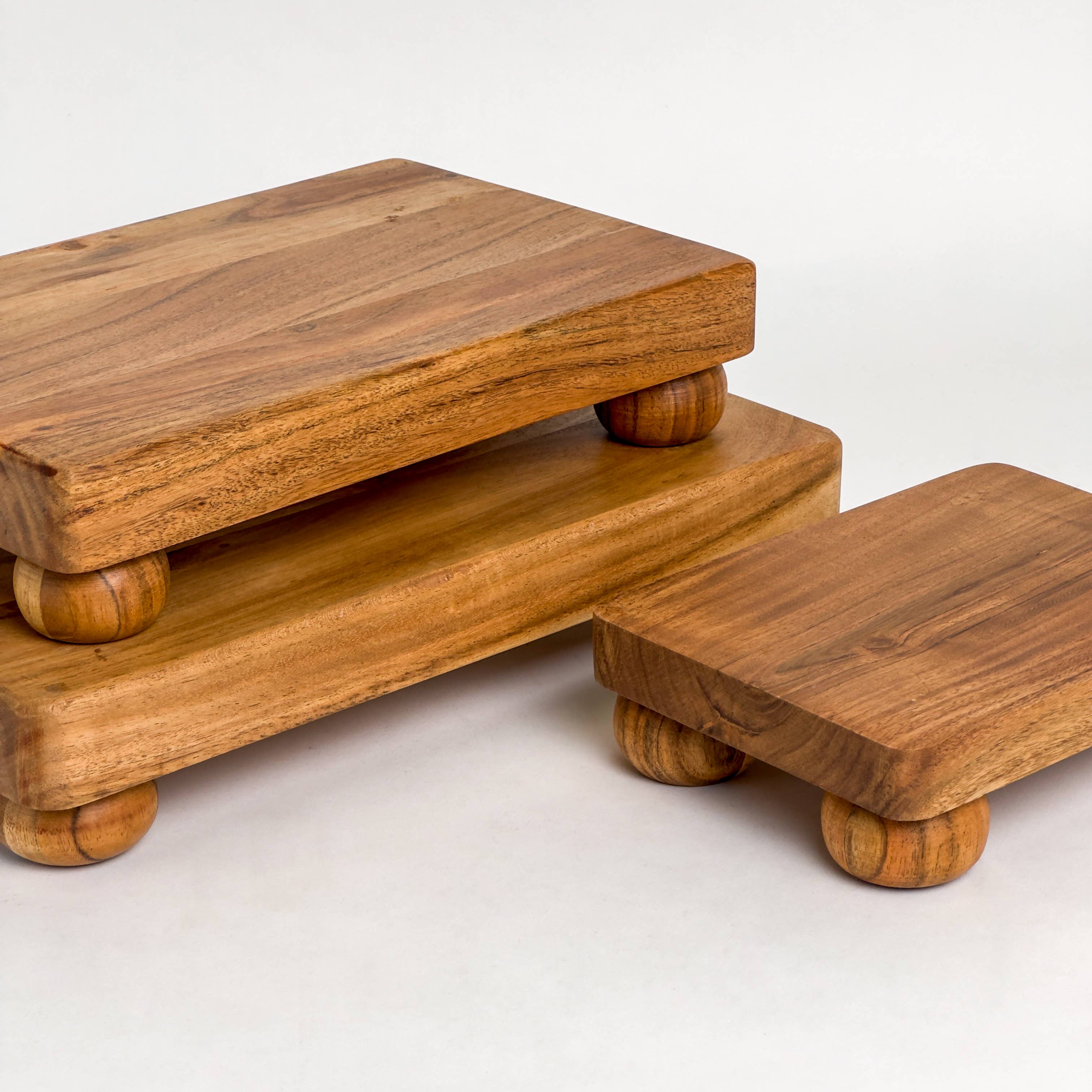 India Handicrafts Inc - Vente Planche à découper - Blocs de boucher en bois d'acacia, ensemble de 32