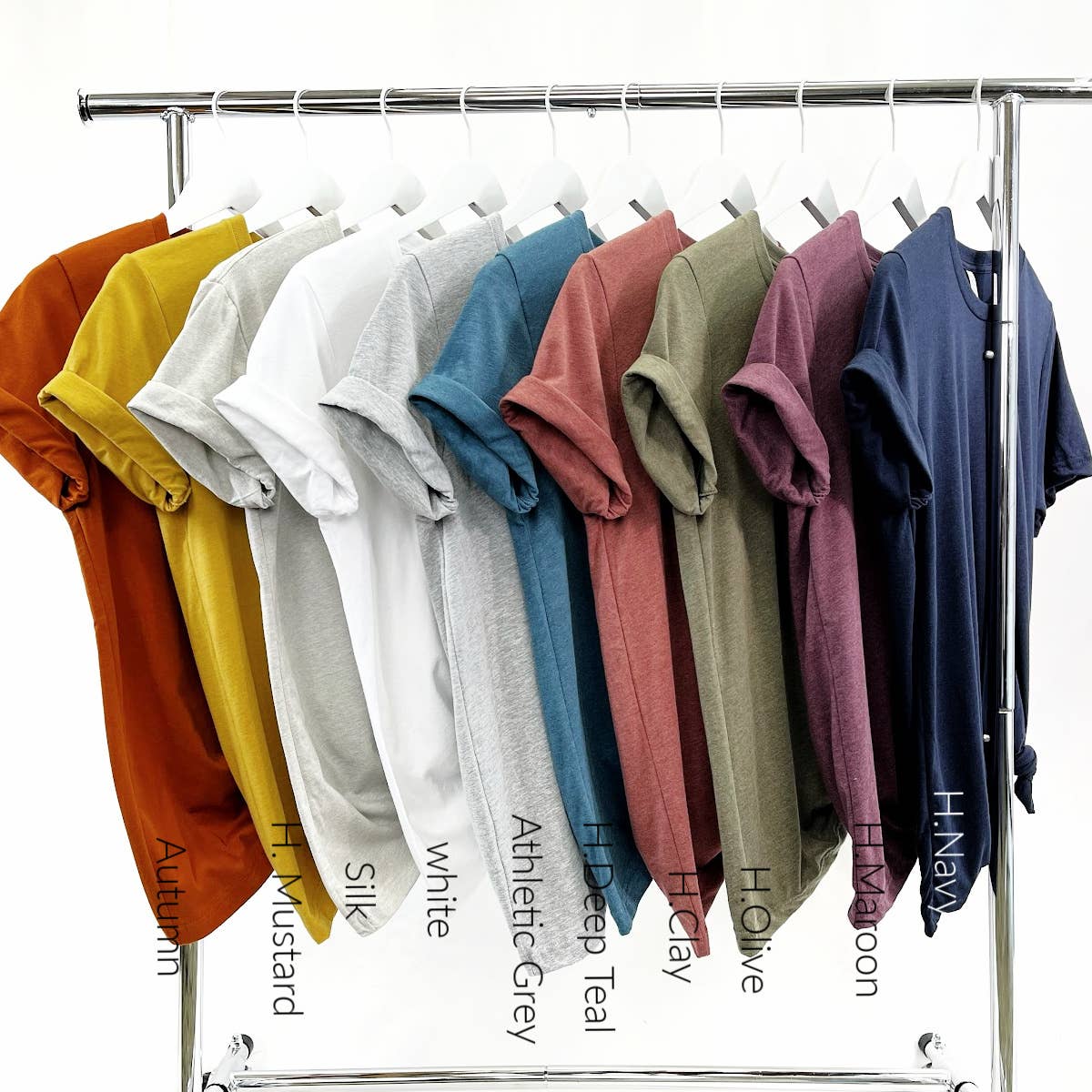 Top Crate - Vendita all'ingrosso Maglietta serigrafata - Donna - Escursioni e cani Kinda Day, maglietta grafica, all'aperto, avventura2