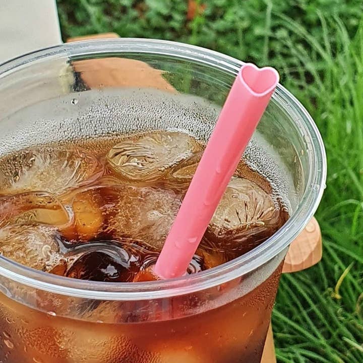 The Turquoise Pistol LLC - Wholesale Drinking Straw - Pink heart straws1