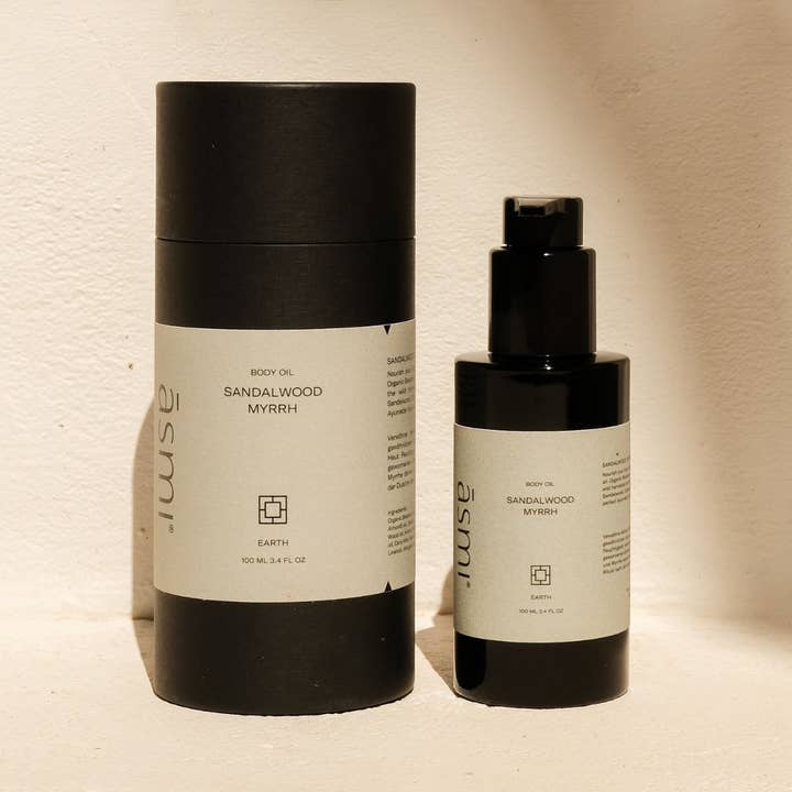 Massage and Body Oil Sandalwood & Myrrh for wholesale by Asmi Ayurveda, a brand of Tritha GmbH
