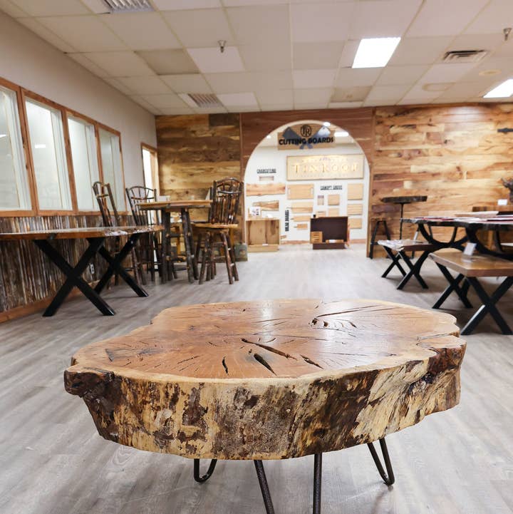 Tin Roof Kitchen & Home - Wholesale Coffee Table - Red Oak Coffee Table