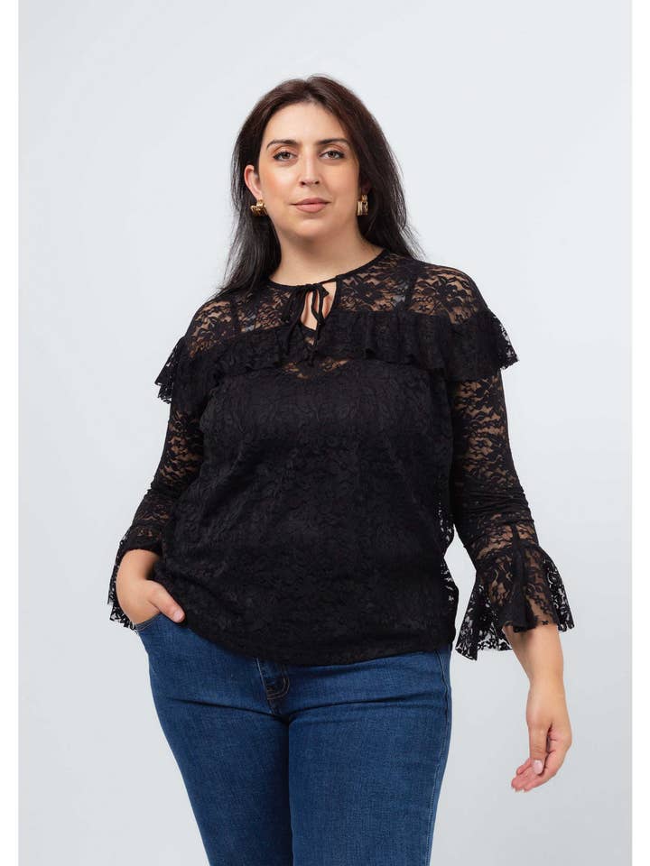 255032 - Blusa in pizzo lavorato Collezione Autunno Inverno Taglie Forti per la vendita all'ingrosso da parte di Teresa Cardoso Oliveira